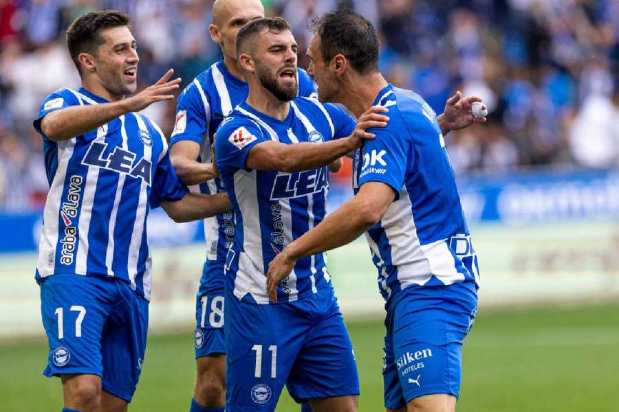 O festejo dos jogadores do Alavés O festejo dos jogadores do Alavés