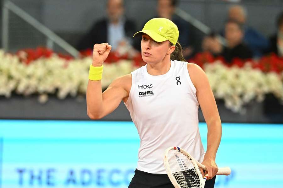 Iga Šwiateková vyřadila v Madridu i Lindu Noskovou. Iga Šwiateková vyřadila v Madridu i Lindu Noskovou.