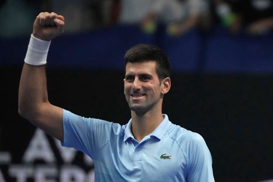 Djokovič znovu neztratil ani set, v Astaně zaútočí na 128. kariérní finále