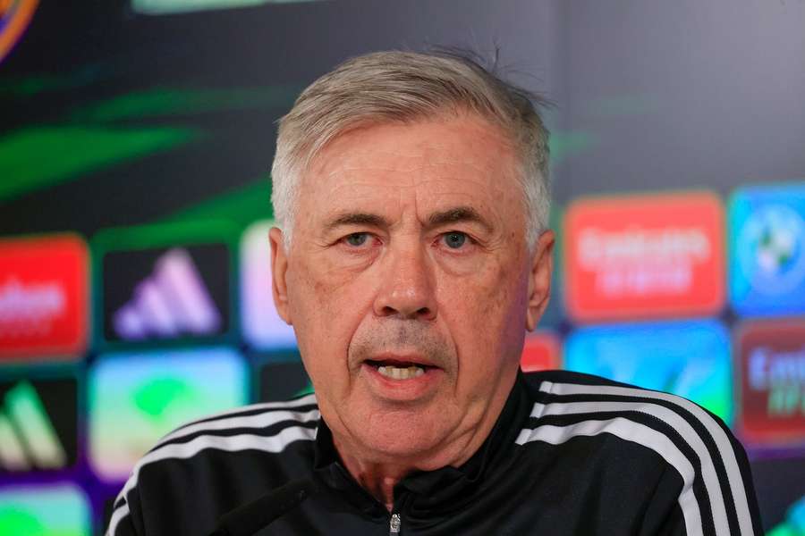 Ancelotti kritisiert den vollen Terminplan bei einer Pressekonferenz heute