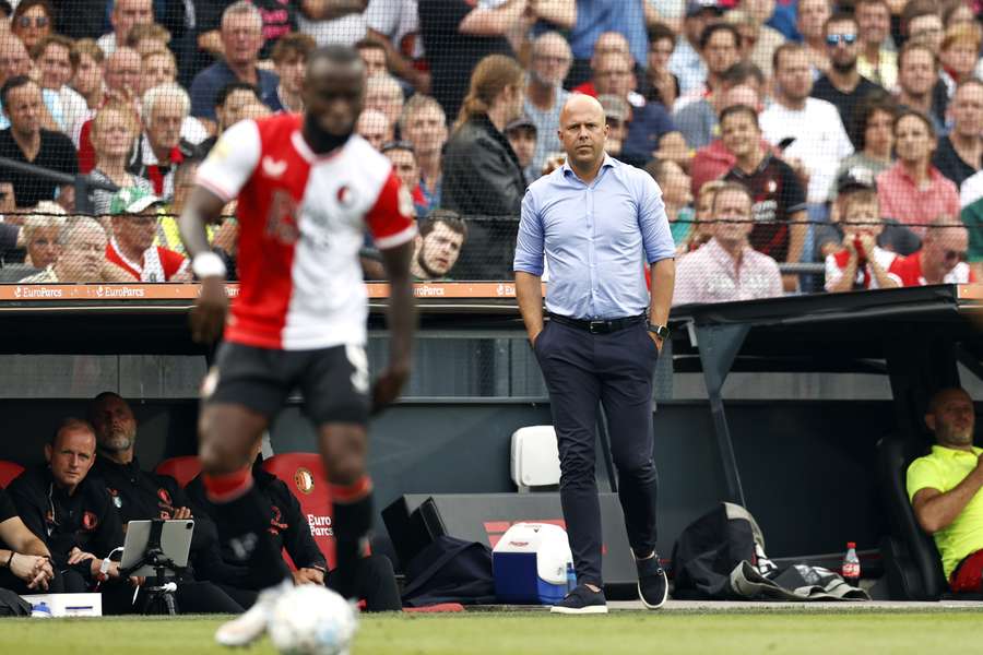 Trainer Slot geniet tegen sc Heerenveen van Feyenoord