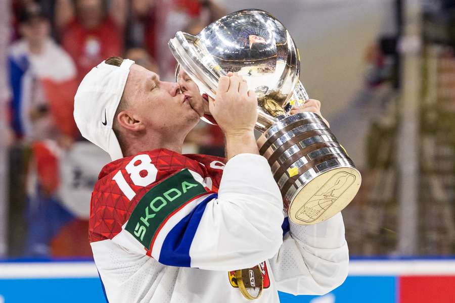 Hokejové MS s českými obhájci zlata se bude konat ve Švédsku a Dánsku.