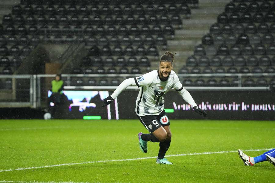 Loïs Diony