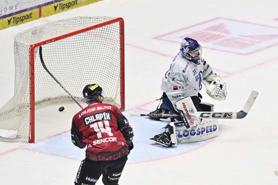 Chlapík otevřel skóre zápasu.