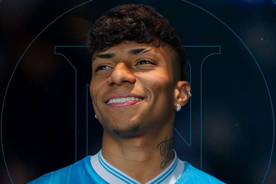 Oficial: Sporting empresta Alisson Santos ao Nápoles