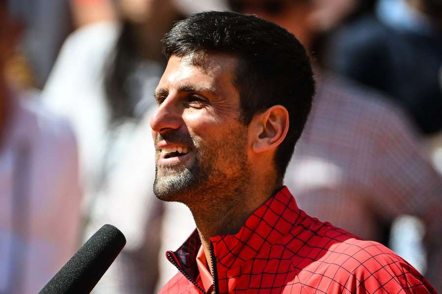 Djokovic a surpris à la sortie du court lundi.