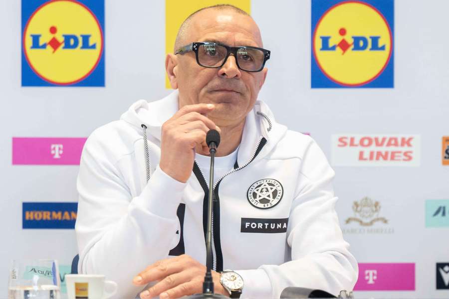 Hlavný tréner slovenskej futbalovej reprezentácie Francesco Calzona.
