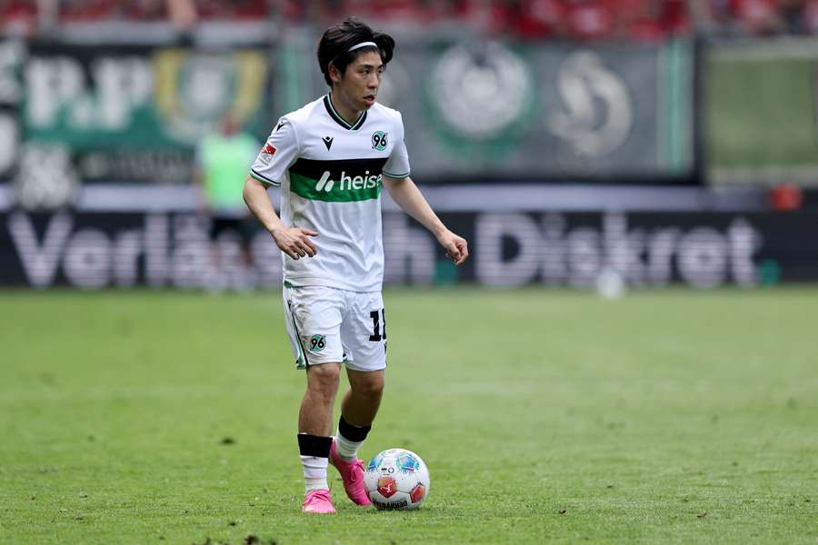 Daisuke Yokota in action for Hannover Daisuke Yokota in action for Hannover
