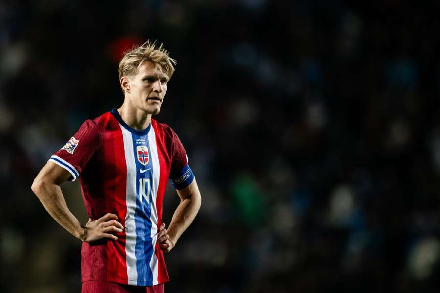 Martin Odegaard looking dejected during Norway's draw