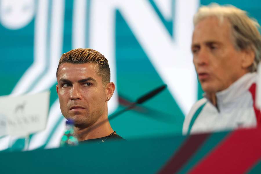 Cristiano Ronaldo com Jorge Jesus na conferência de imprensa da seleção nacional Cristiano Ronaldo com Jorge Jesus na conferência de imprensa da seleção nacional