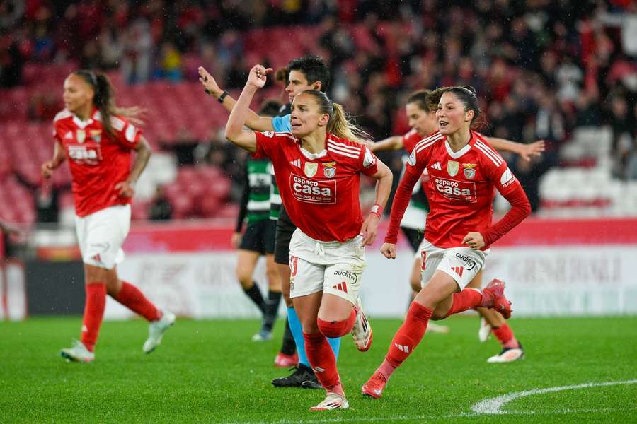 Benfica voltou a derrotar o rival leonino