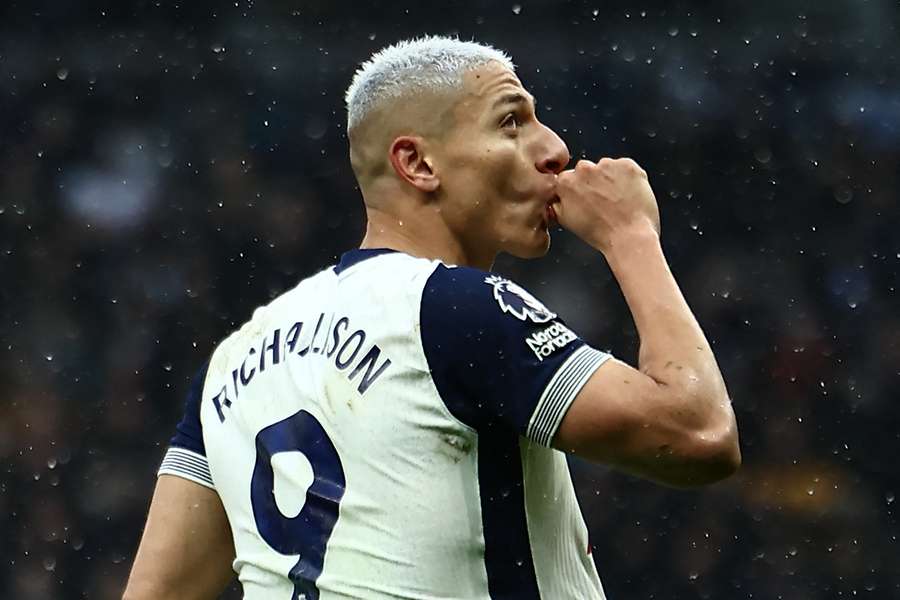 Richarlison tem dois gols nos últimos 3 jogos
