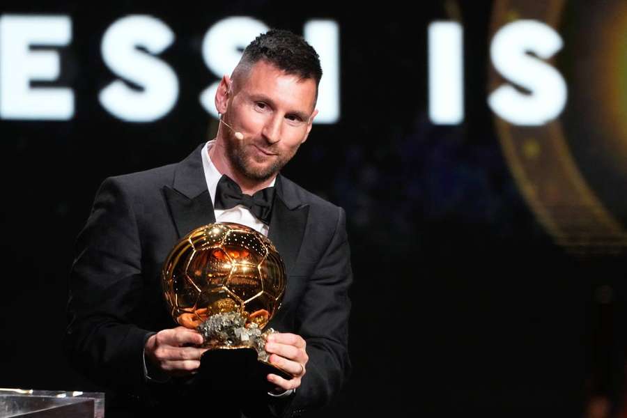 Lionel Messi recebeu a sua oitava Bola de Ouro