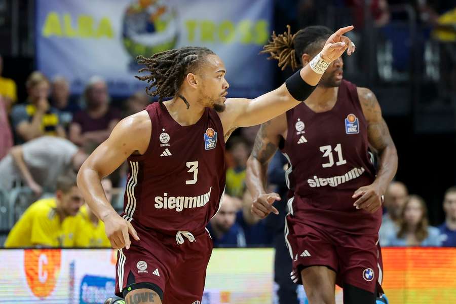 Carsen Edwards überragt: FC Bayern holt in Berlin das Double