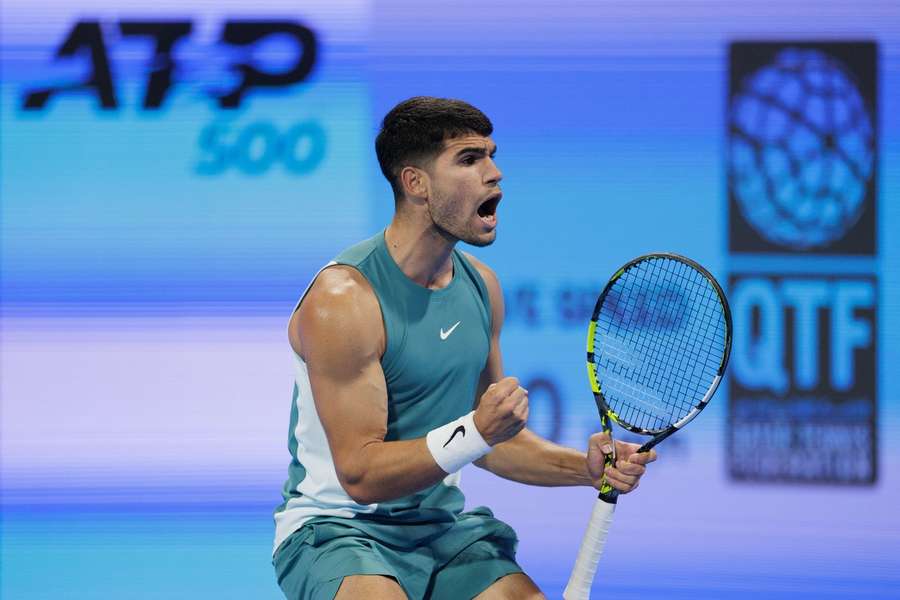Alcaraz sealed his quarter-final place in Doha
