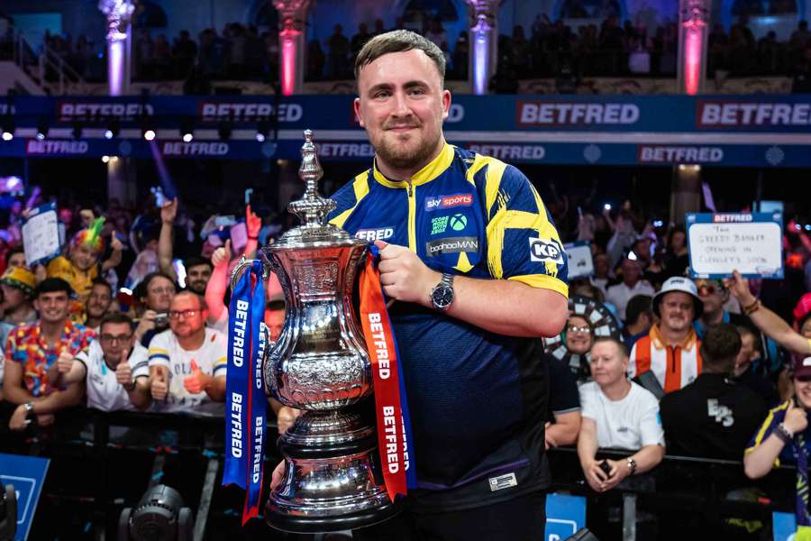Luke Littler gewann das World Matchplay 2025. Luke Littler gewann das World Matchplay 2025.