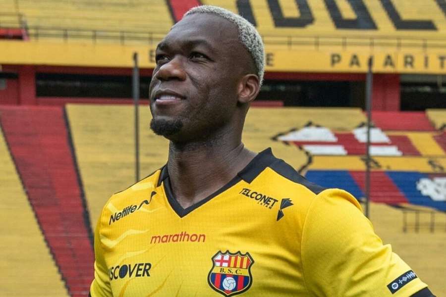 Caicedo no regresso ao Barcelona