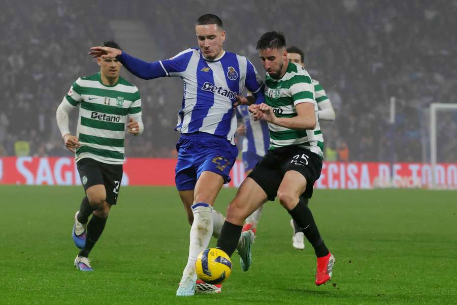 Gonçalo Inácio em luta com Deniz Gül Gonçalo Inácio em luta com Deniz Gül