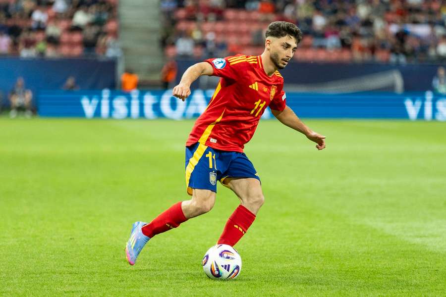 Raúl Moro esteve no Europeu sub-21 ao serviço da Espanha