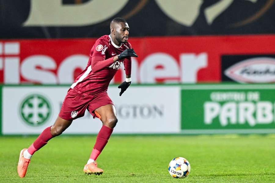 Transfer de urgență la Rapid! Giuleștenii au semnat cu înlocuitorul lui Graovac Transfer de urgență la Rapid! Giuleștenii au semnat cu înlocuitorul lui Graovac
