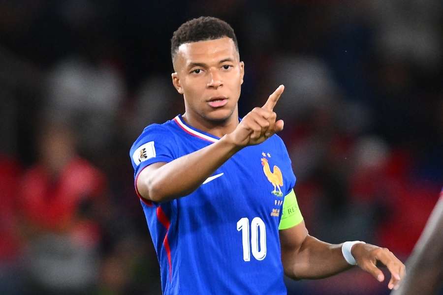 Kylian Mbappé, com a equipe nacional francesa