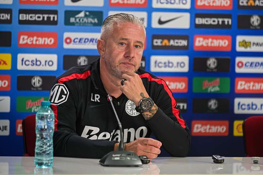 Laurențiu Reghecampf Laurențiu Reghecampf
