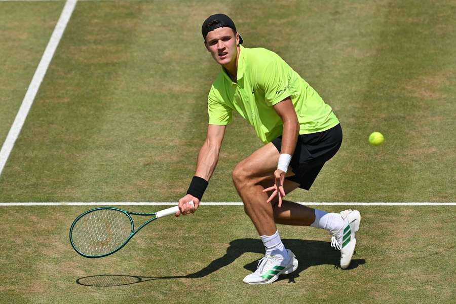 Menšík v Eastbourne vyzve ranaře Opelku.