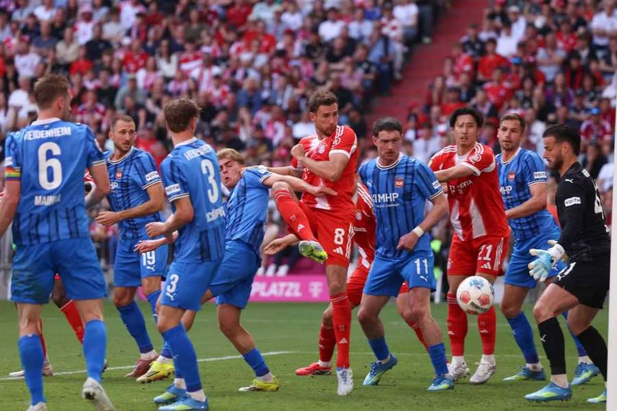 Bayern Munique conseguiu evitar a derrota aos 90+10 minutos