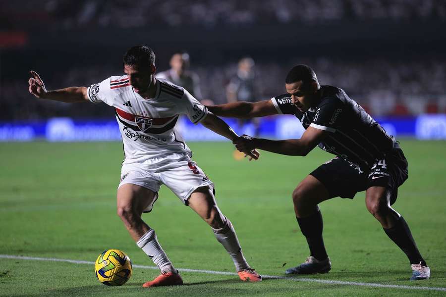 Corinthians foi reagir somente na reta final