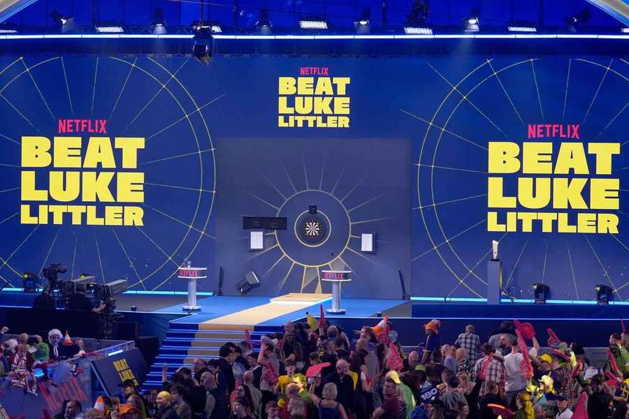 Littler scheitert an Sherrock bei Mega-Event. Littler scheitert an Sherrock bei Mega-Event.
