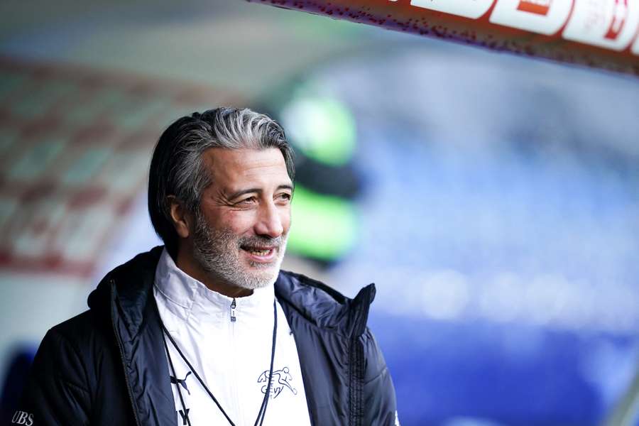 Der Schweizer Nationaltrainer Murat Yakin Der Schweizer Nationaltrainer Murat Yakin