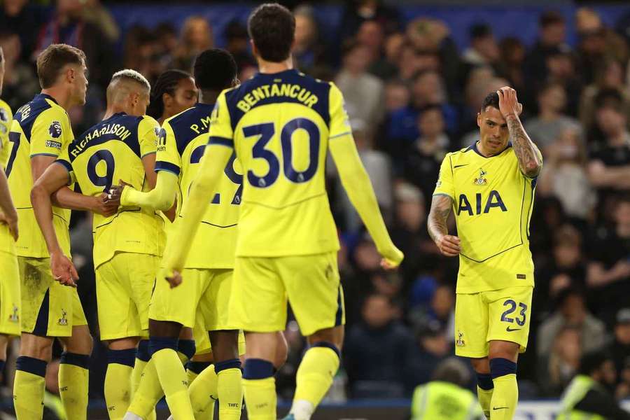 Tottenham trăiește cu emoții finalul luptei pentru salvarea de la retrogradare