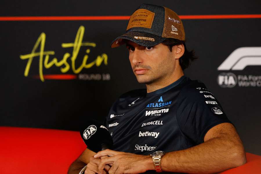 Carlos Sainz speaks to the media Carlos Sainz speaks to the media