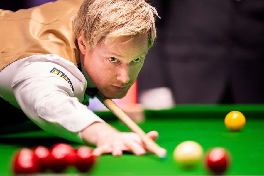 Neil Robertson during his match against Wu Yize Neil Robertson during his match against Wu Yize