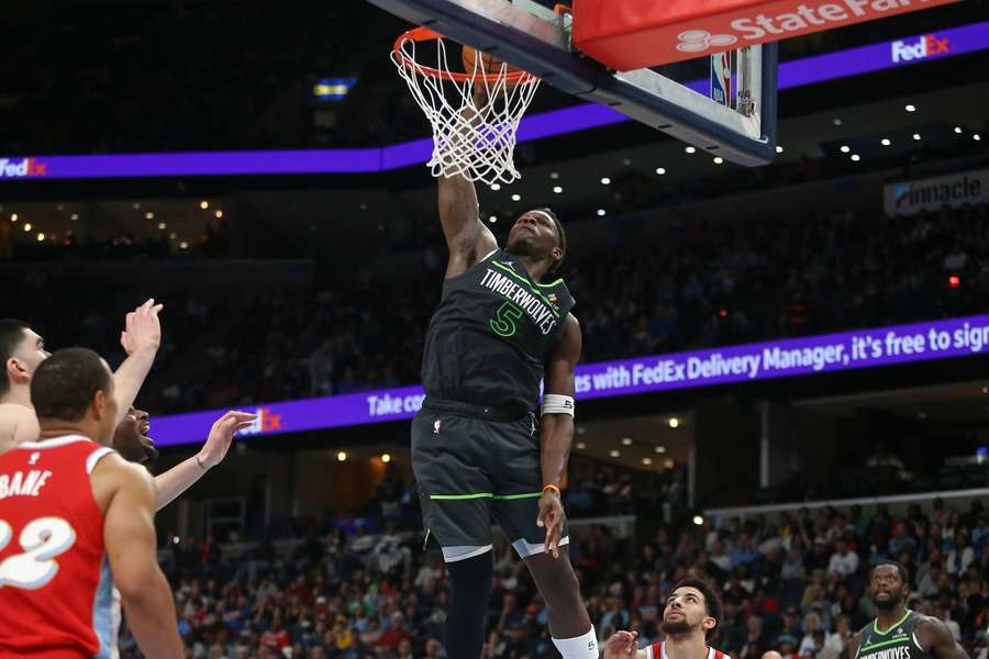 Edwards scored 44 points for the Timberwolves