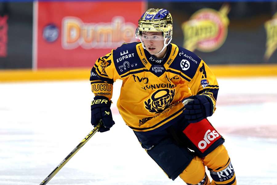 Regular season winners Lukko made light work of Vaasan Sport
