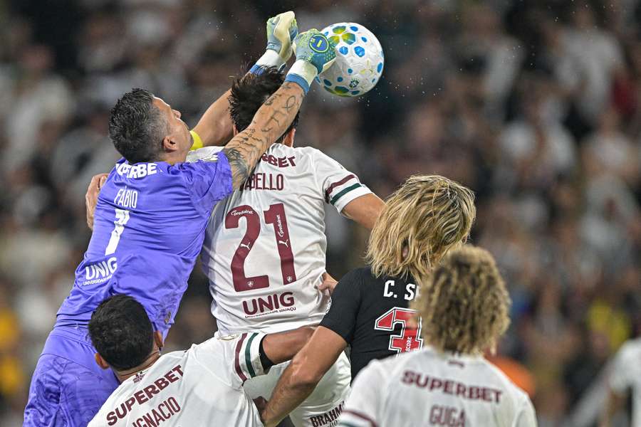Vasco e Fluminense não saíram do nulo no Maracanã Vasco e Fluminense não saíram do nulo no Maracanã