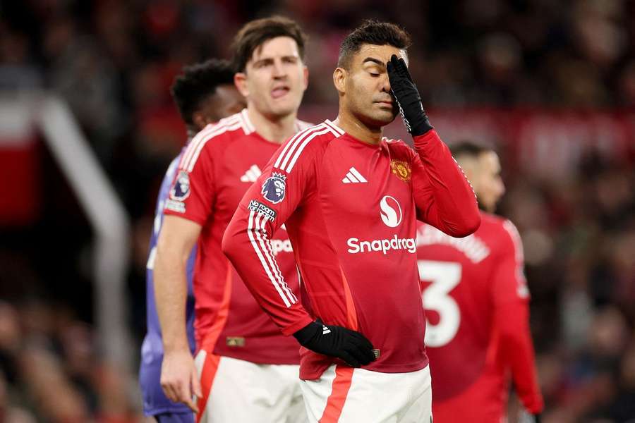 Casemiro está na lista de transferíveis do Manchester United