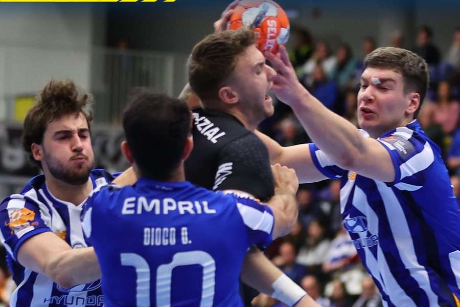 FC Porto não evita desaire na Europa