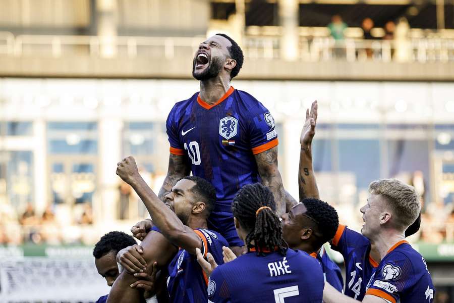 Memphis Depay has broken Robin van Persie's all-time record