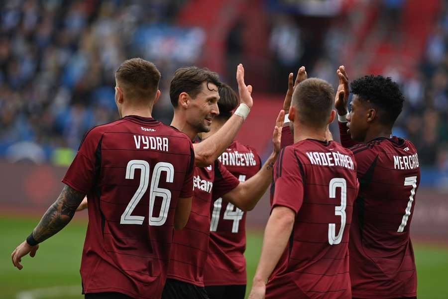 Sparta v Ostravě potvrdila roli favorita.