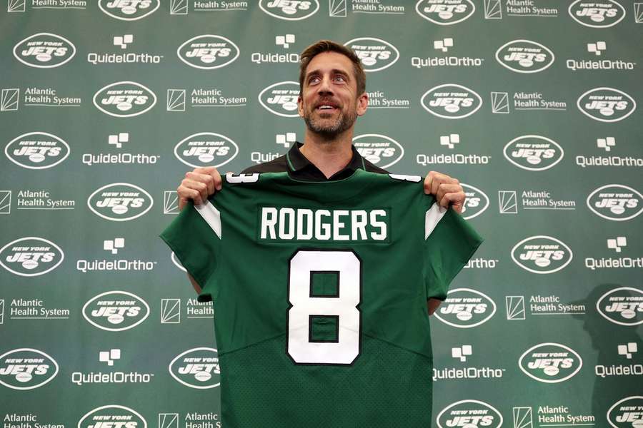 Rodgers mit seinem neuen NY Jets-Trikot
