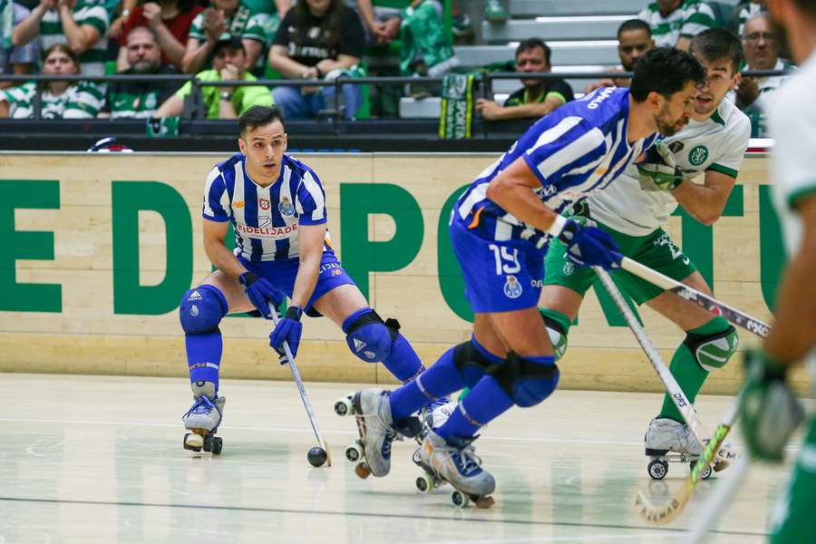 Ezequiel Mena marcou no prolongamento