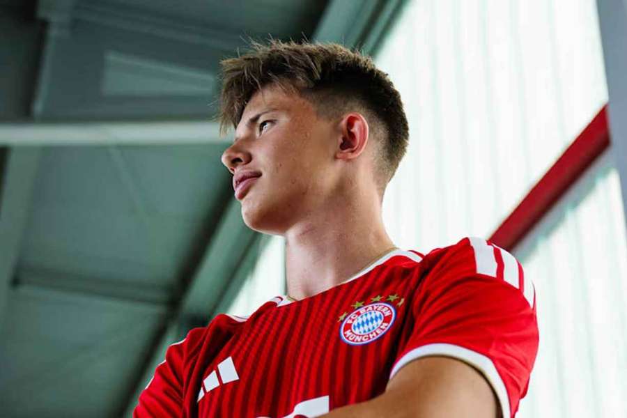 Matouš Srb v dresu Bayernu Mnichov.