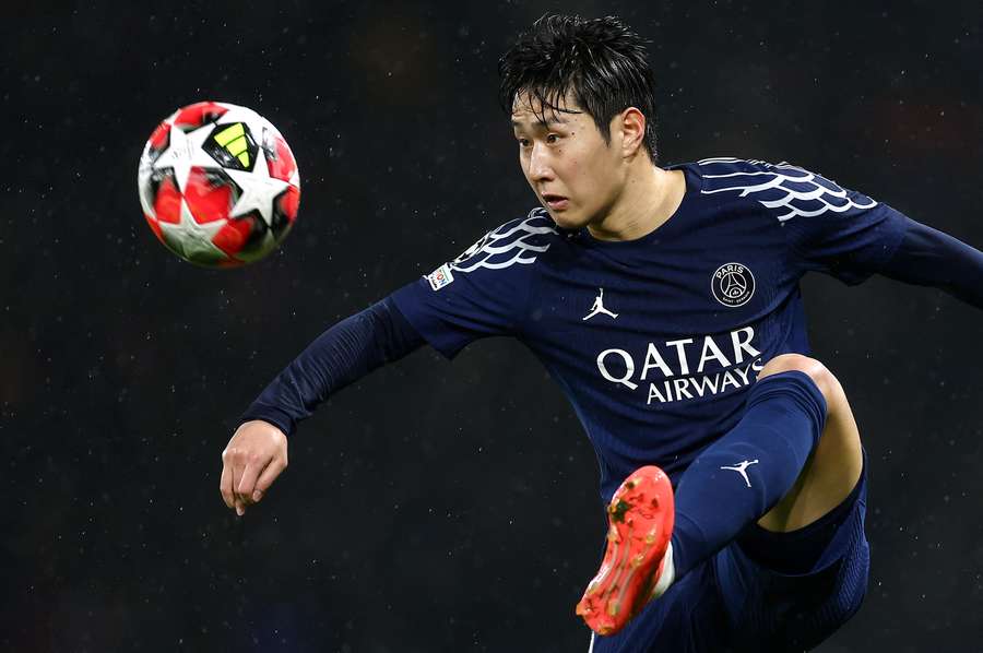 Lee Kang-in en Ligue des champions face à Manchester City.