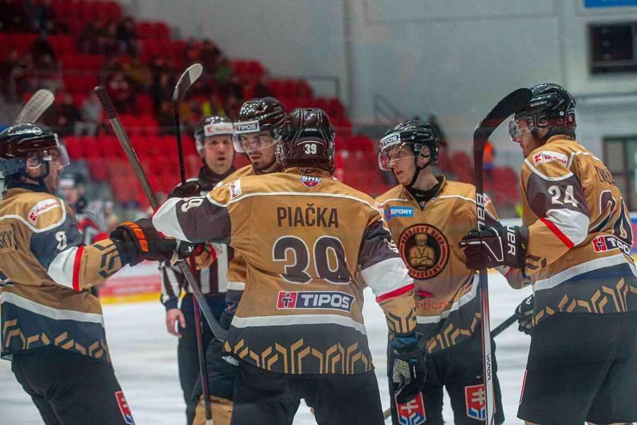 Topoľčany vstupujú do play-off zo šiesteho miesta. 
