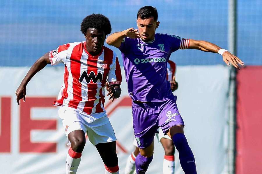 Jogo terminou empatado 2-2