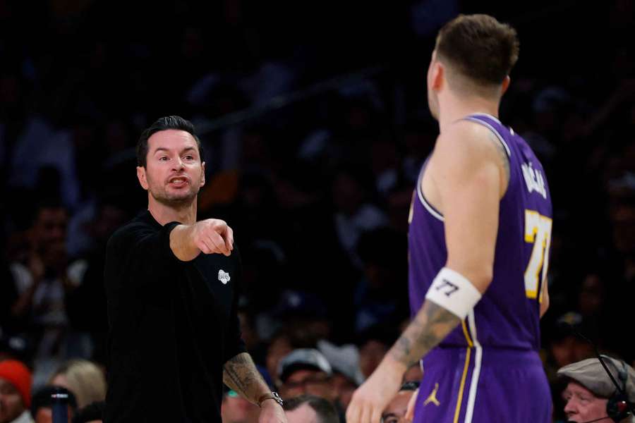 JJ Redick avec Doncic mercredi. JJ Redick avec Doncic mercredi.