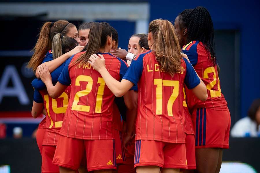 Las jugadoras de España celebran su victoria ante Estados Unidos Las jugadoras de España celebran su victoria ante Estados Unidos
