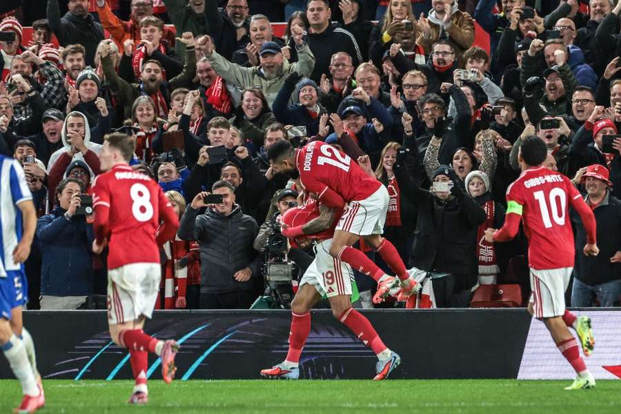 Dyche delighted with winning Forest debut: I asked players to play for the badge Dyche delighted with winning Forest debut: I asked players to play for the badge